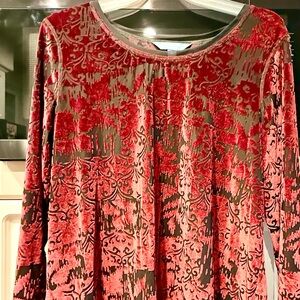Simply Vera Wang Red and Black Velvet Patterned Top